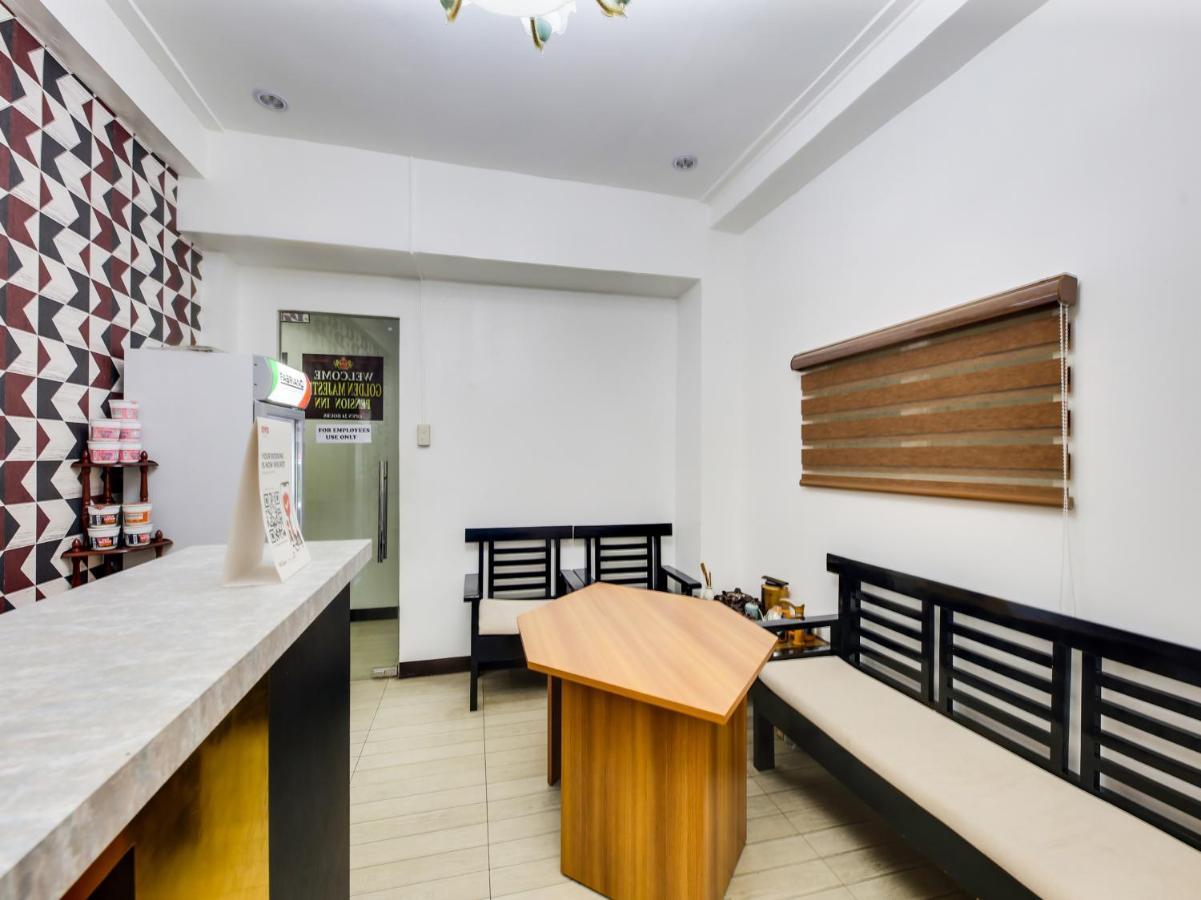 Oyo 895 Golden Majestic Pension Inn Manila Bagian luar foto